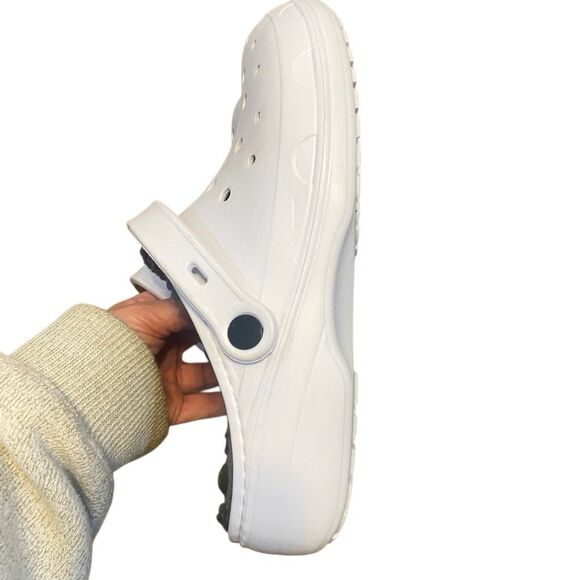 Time & Tru white clogs with faux fur inside size 10 - Picture 2 of 6